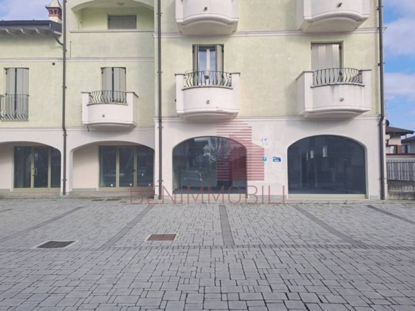 negozio in affitto a Montirone