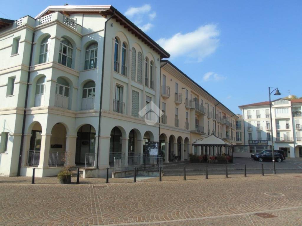 negozio in affitto a Montirone