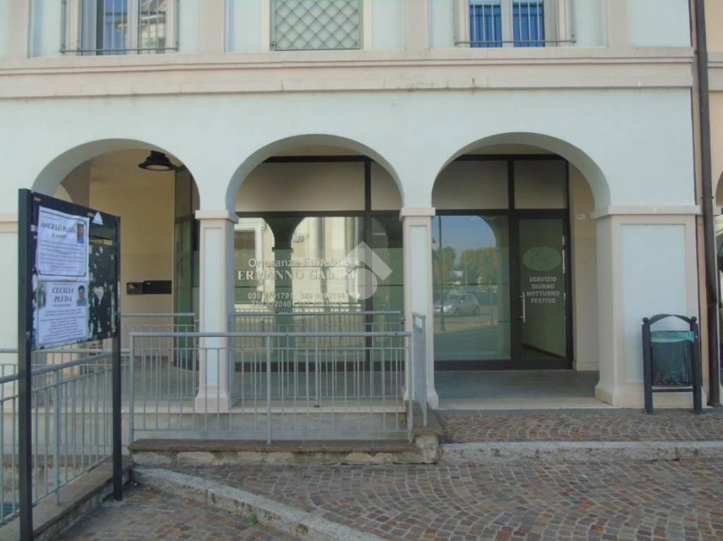 negozio in affitto a Montirone