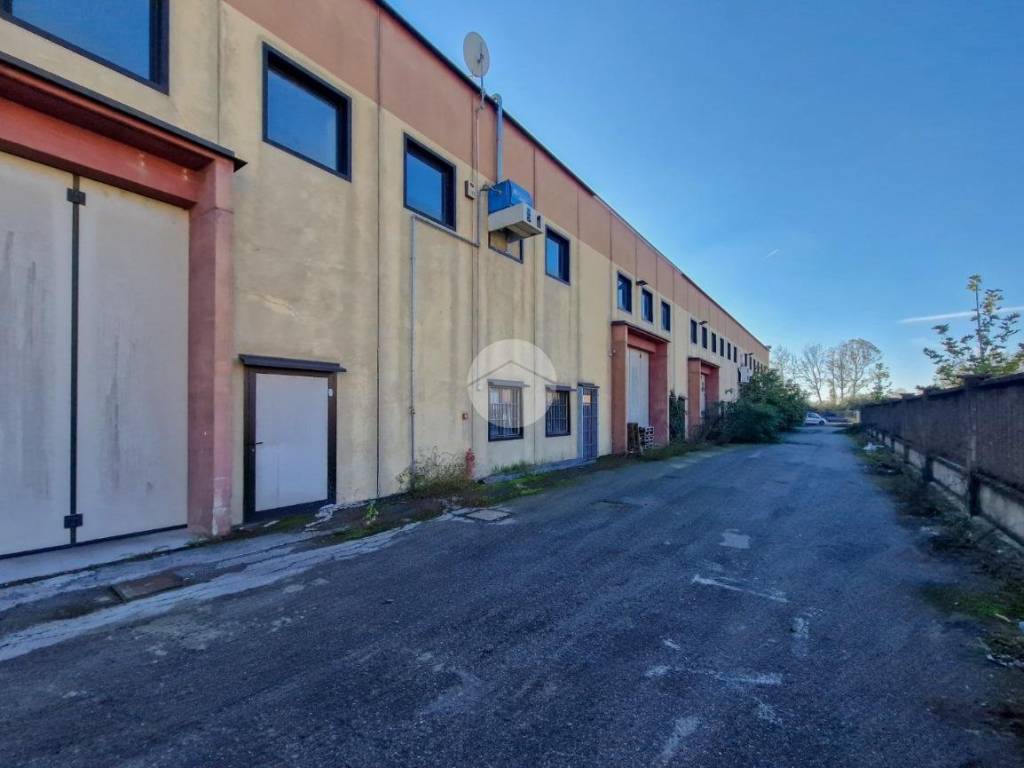 capannone in affitto a Montirone