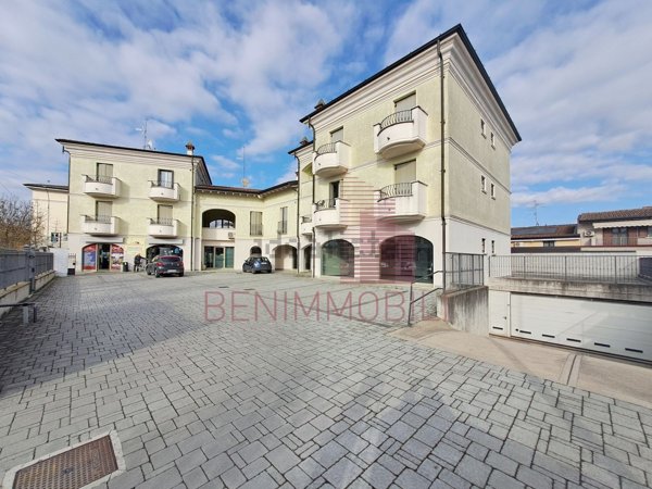 locale commerciale in affitto a Montirone