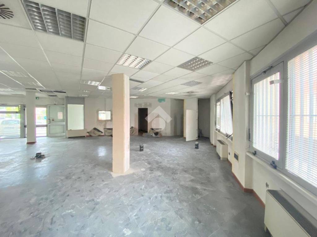 ufficio in affitto a Nave