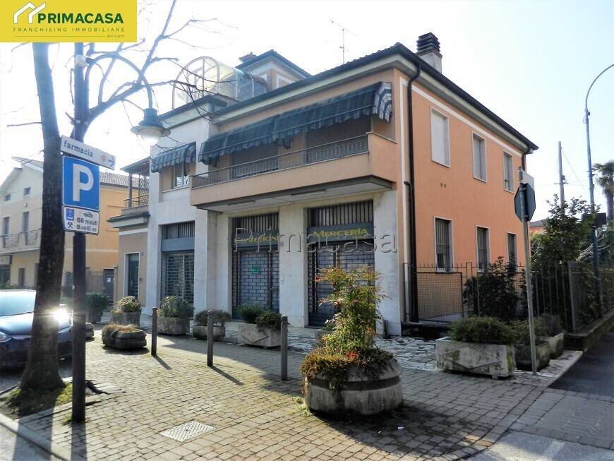 negozio in affitto a Nuvolento