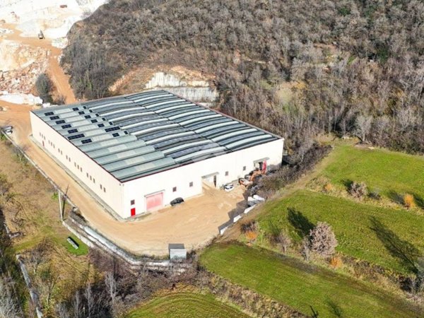 locale commerciale in affitto a Nuvolento