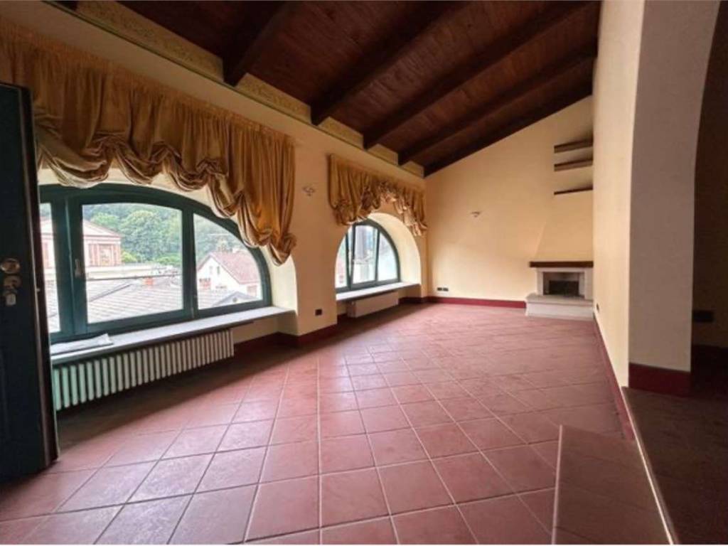 appartamento in affitto a Cavour