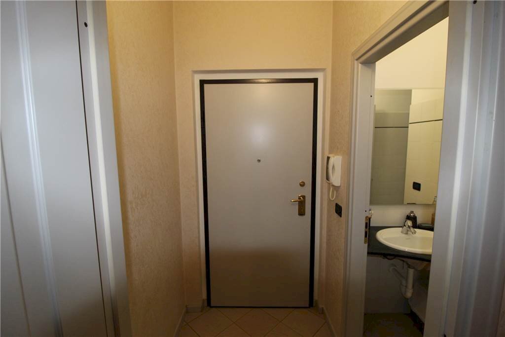 appartamento in affitto a Cavour