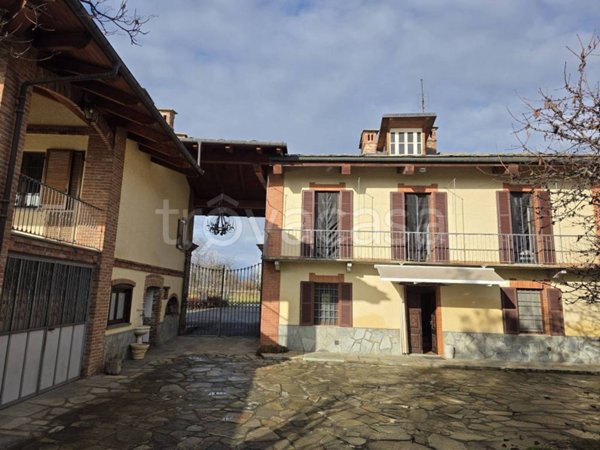 appartamento in affitto a Cavour