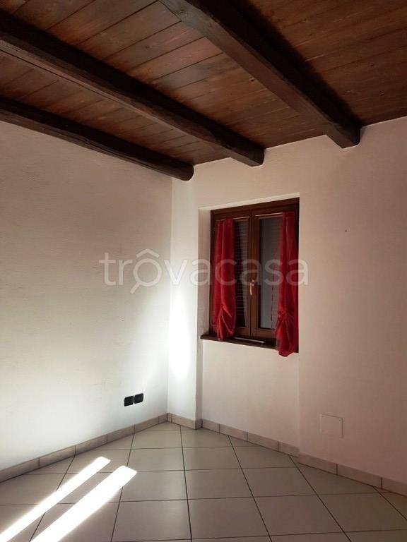 appartamento in affitto a Cavour