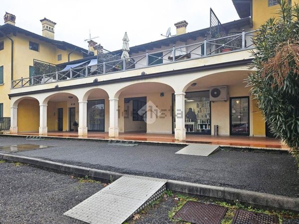 negozio in affitto a Nuvolera