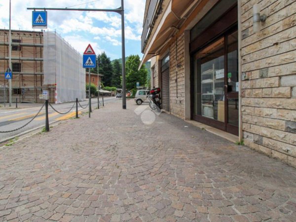 negozio in affitto ad Odolo
