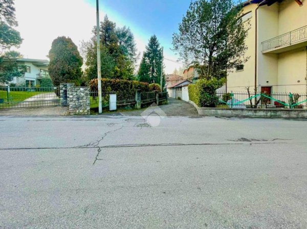 negozio in affitto ad Odolo