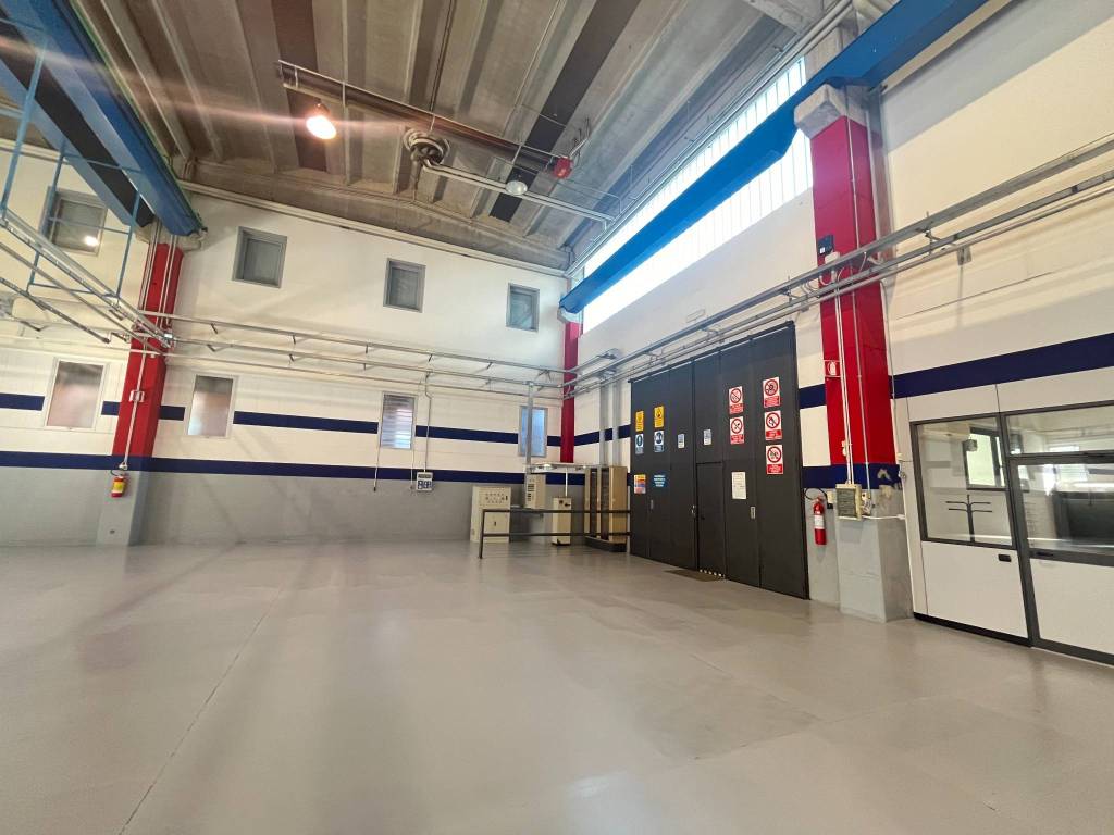 locale commerciale in affitto ad Odolo