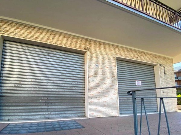 negozio in affitto ad Odolo