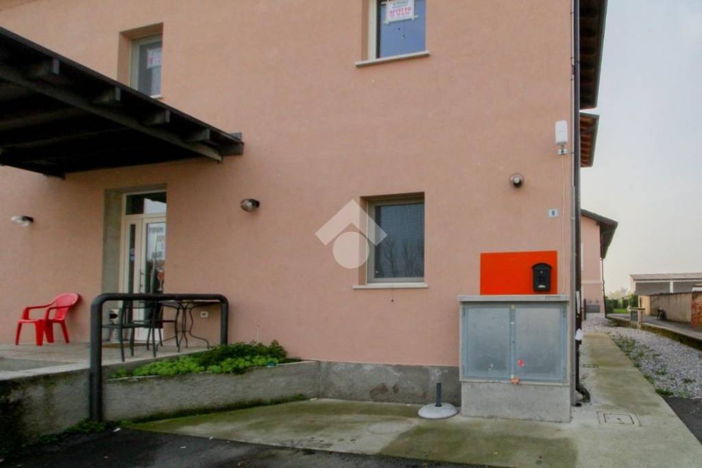 appartamento in affitto ad Offlaga in zona Cignano