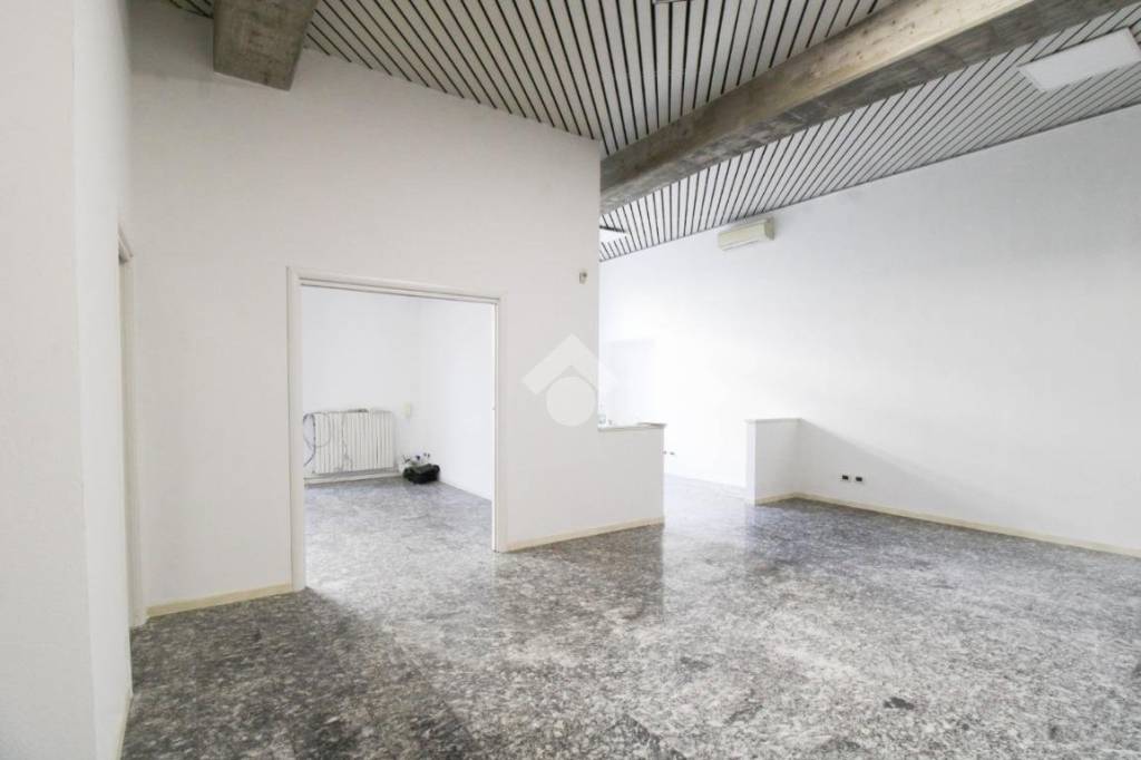 ufficio in affitto ad Orzinuovi