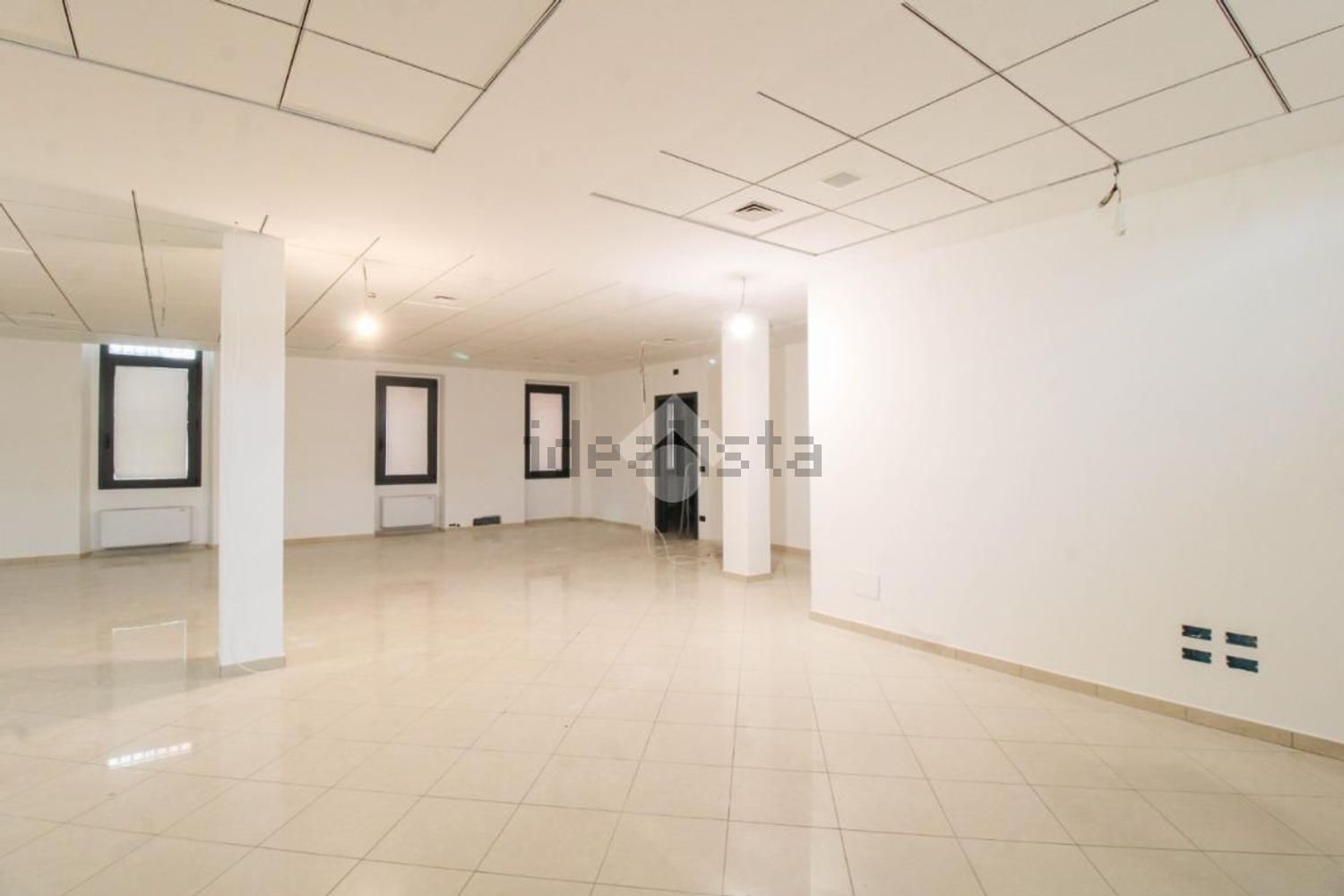 locale commerciale in affitto ad Orzinuovi
