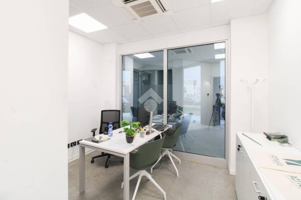 ufficio in affitto ad Orzinuovi