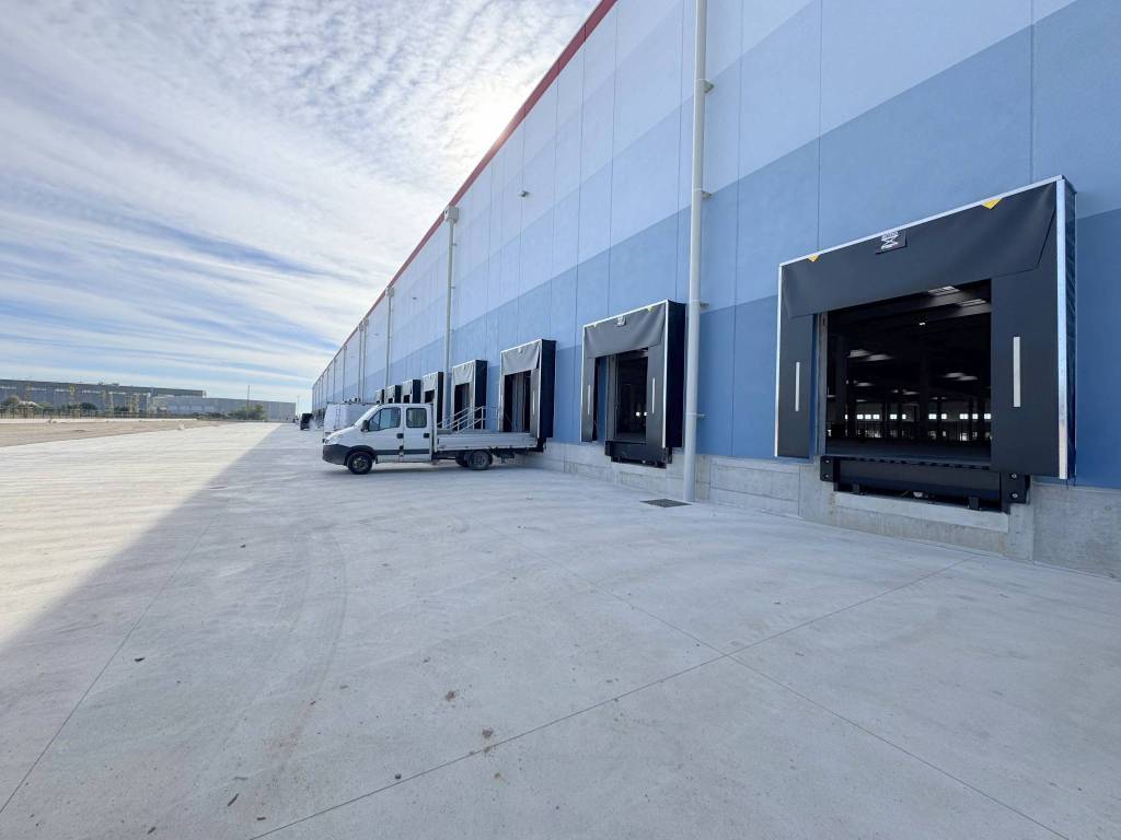 locale commerciale in affitto ad Ospitaletto