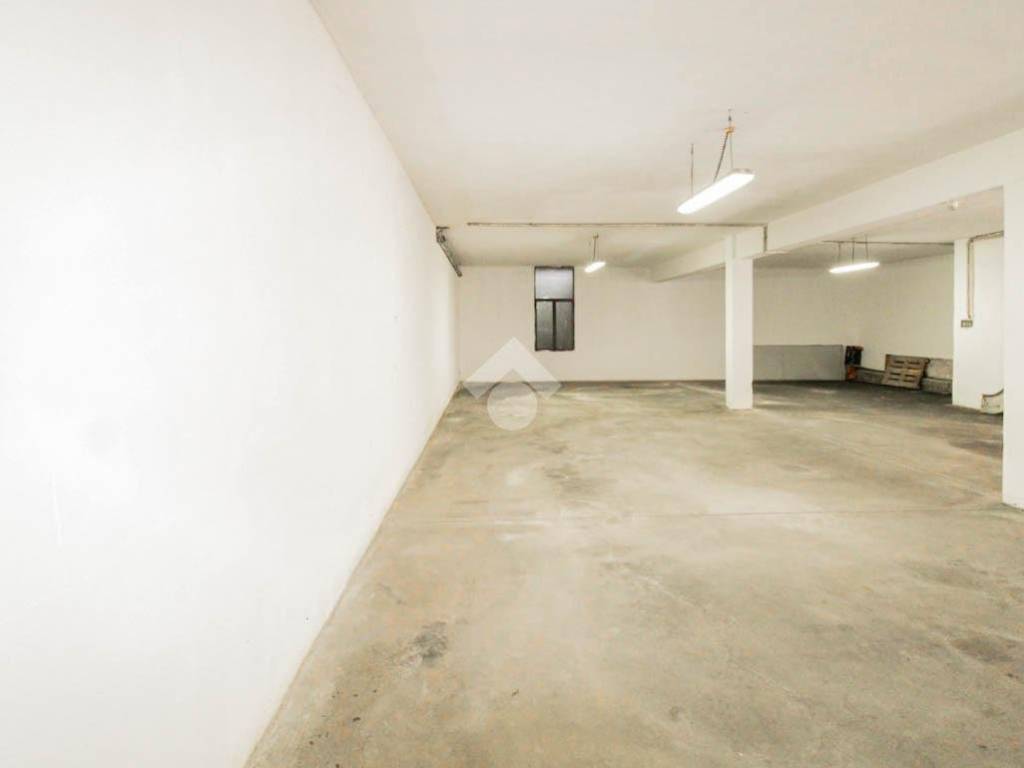 locale commerciale in affitto ad Ospitaletto