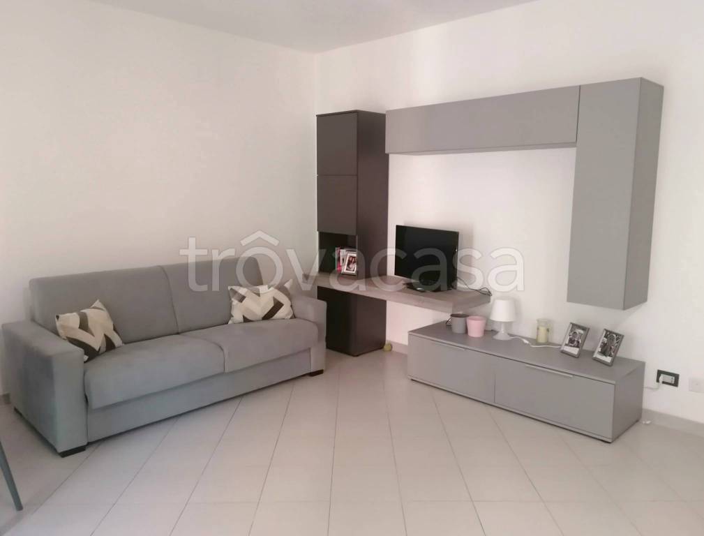 appartamento in affitto a Padenghe sul Garda