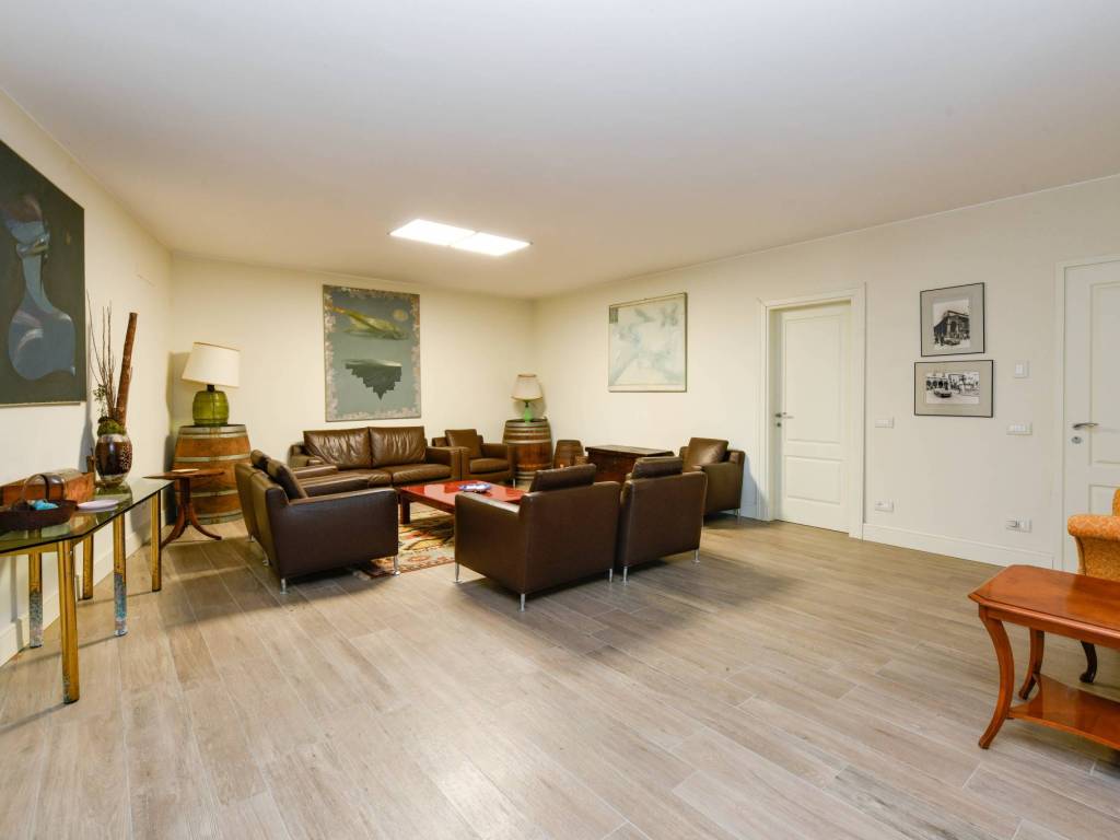 casa indipendente in affitto a Padenghe sul Garda