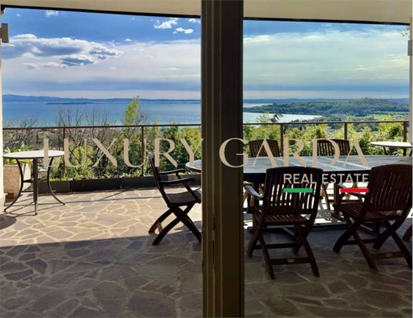 casa indipendente in affitto a Padenghe sul Garda