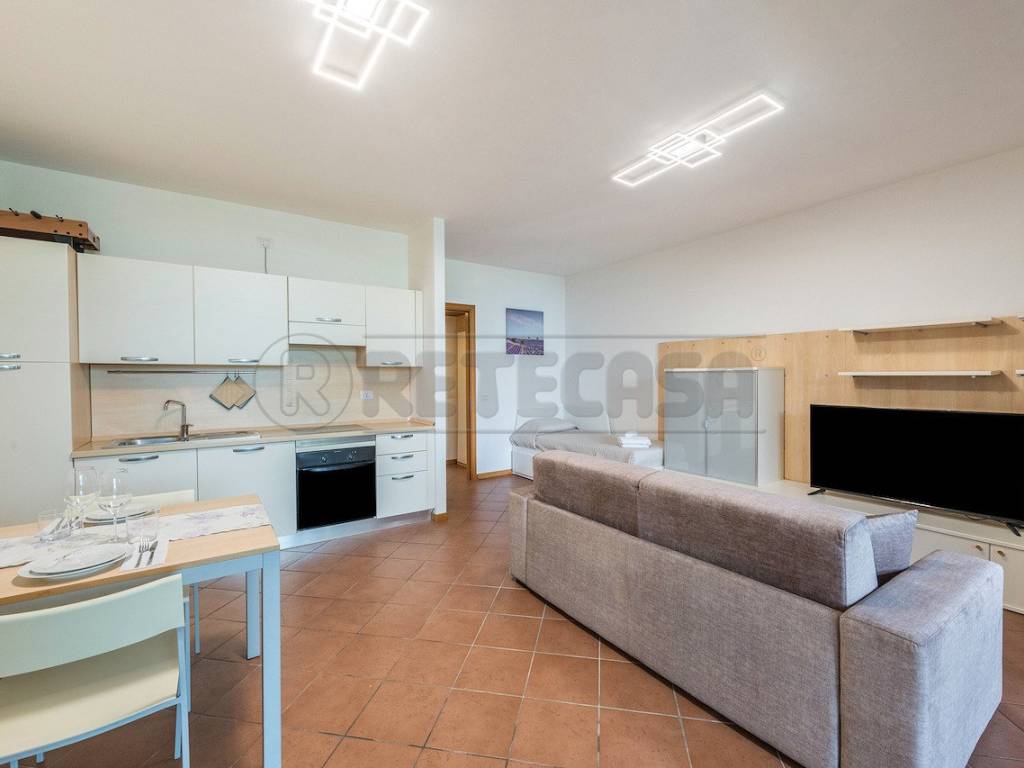 appartamento in affitto a Padenghe sul Garda