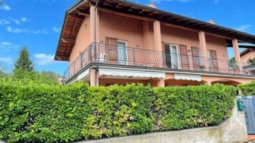 casa indipendente in affitto a Padenghe sul Garda