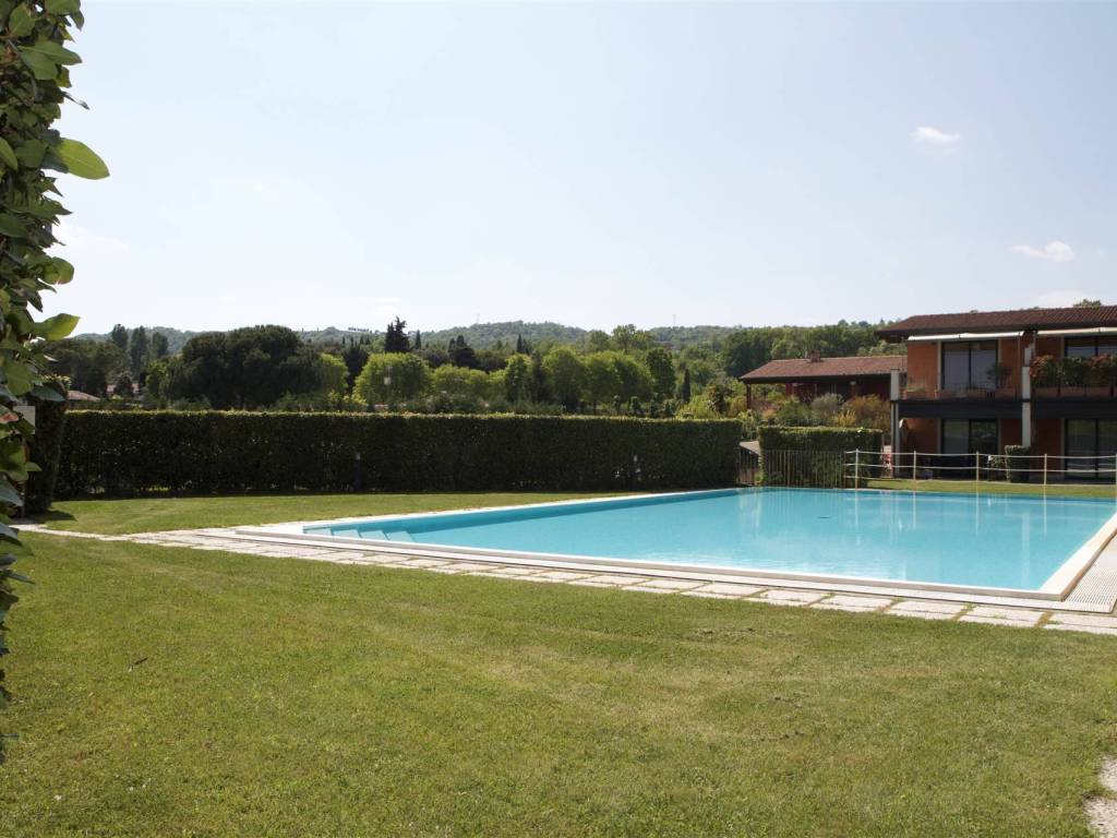 appartamento in affitto a Padenghe sul Garda