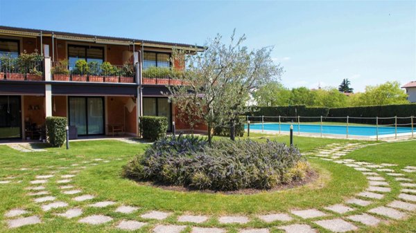 appartamento in affitto a Padenghe sul Garda