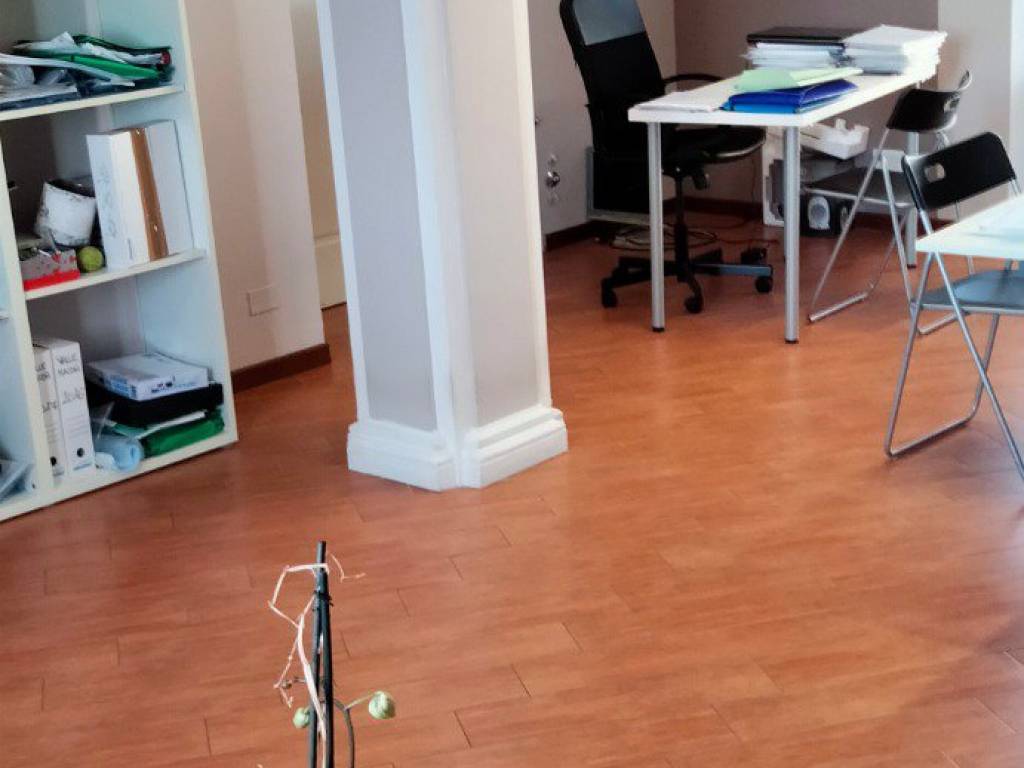 ufficio in affitto a Padenghe sul Garda