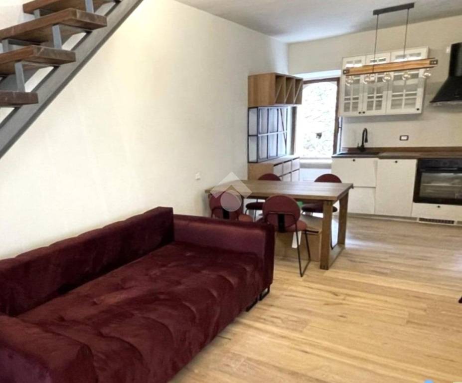 appartamento in affitto a Padenghe sul Garda