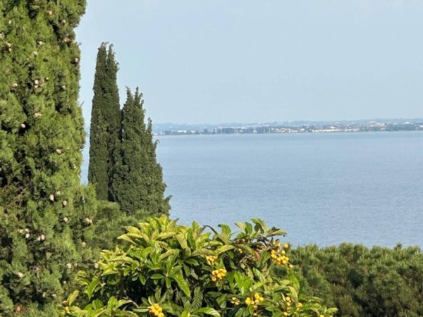 casa indipendente in affitto a Padenghe sul Garda