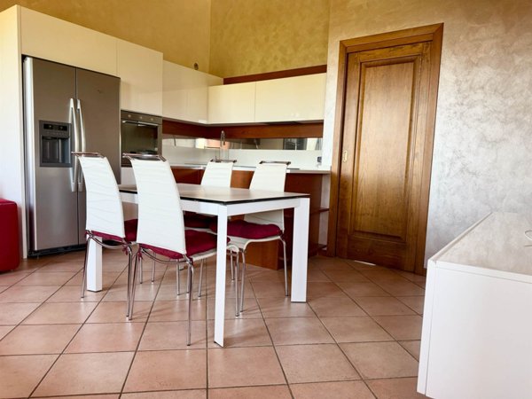 appartamento in affitto a Padenghe sul Garda