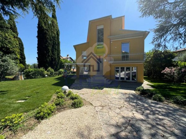 appartamento in affitto a Padenghe sul Garda