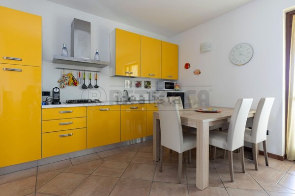 appartamento in affitto a Padenghe sul Garda