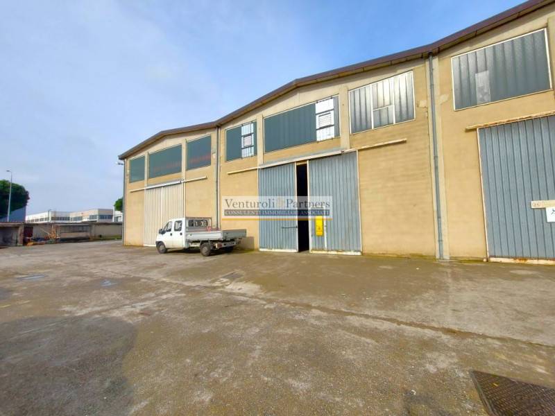 capannone in affitto a Paderno Franciacorta