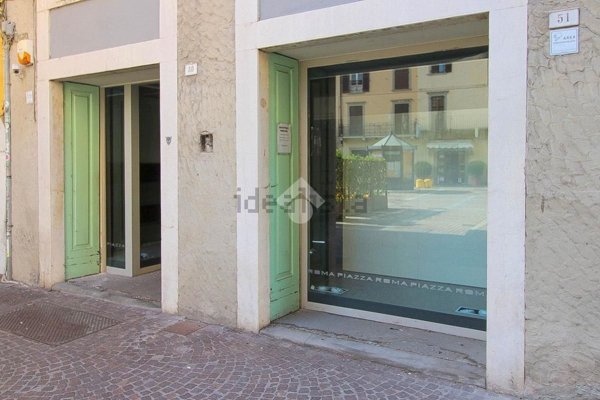 negozio in affitto a Palazzolo sull'Oglio