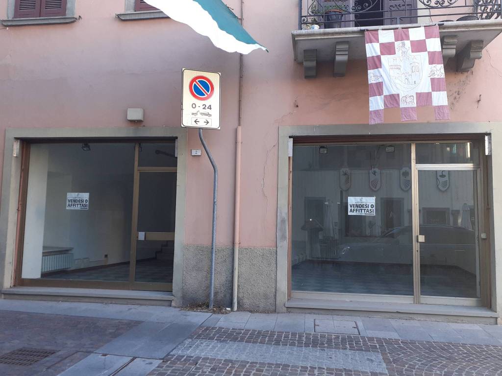 negozio in affitto a Palazzolo sull'Oglio