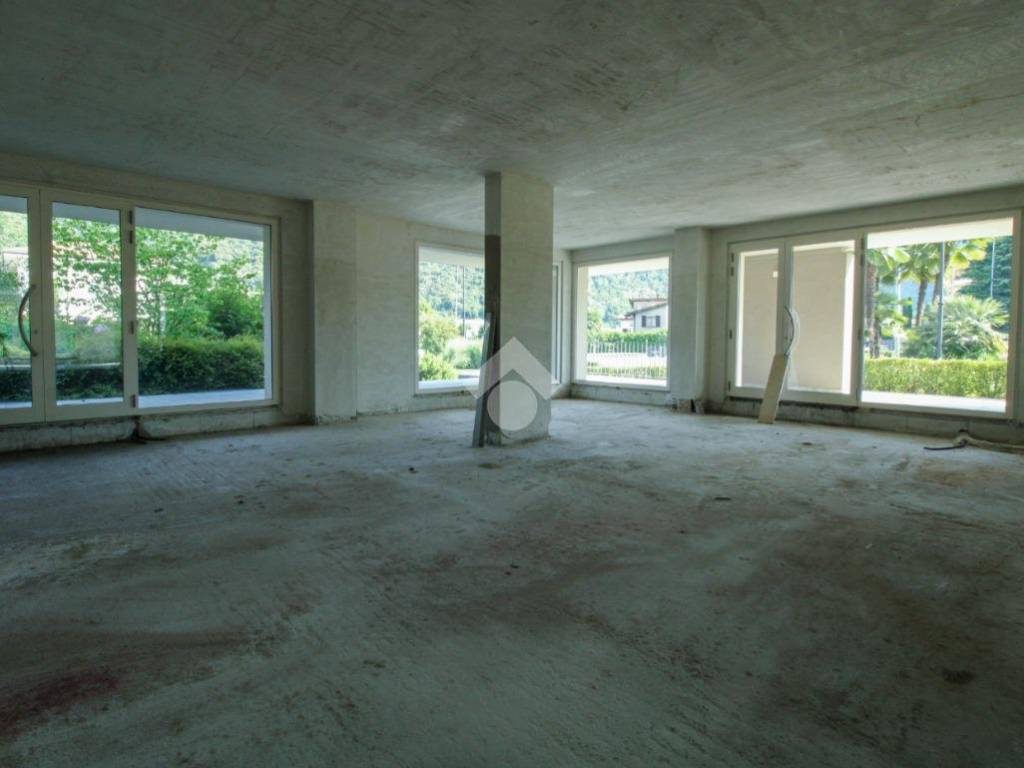 negozio in affitto a Paratico