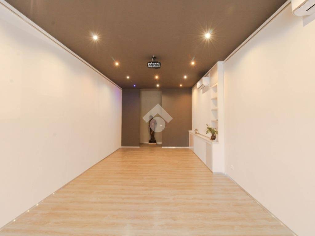 ufficio in affitto a Passirano