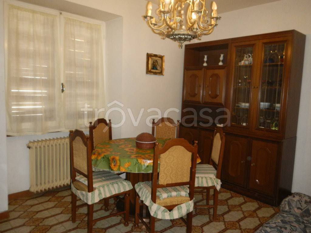 appartamento in affitto a Pezzaze
