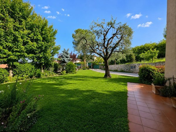 casa indipendente in affitto a Polpenazze del Garda in zona Fontanelle