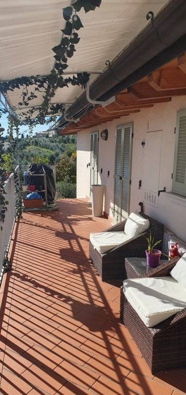 appartamento in affitto a Polpenazze del Garda in zona Fontanelle