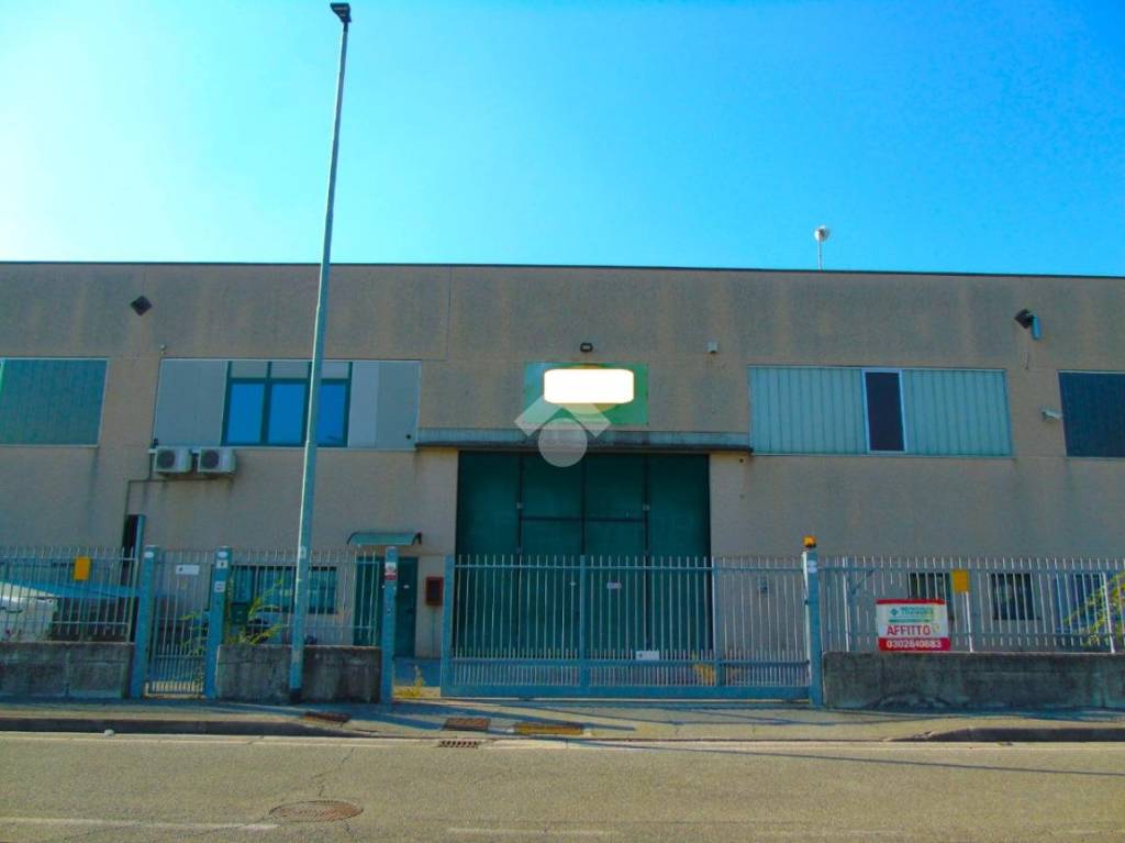 locale commerciale in affitto a Poncarale