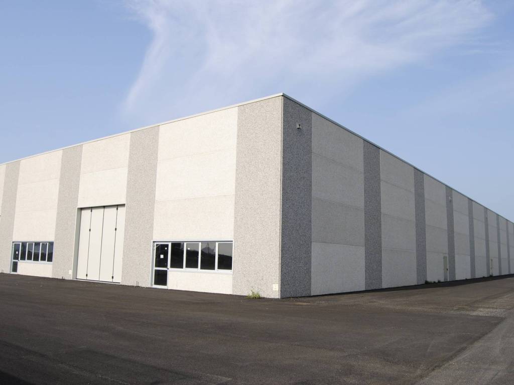 locale commerciale in affitto a Poncarale