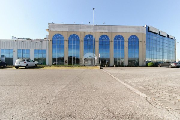 locale commerciale in affitto a Poncarale