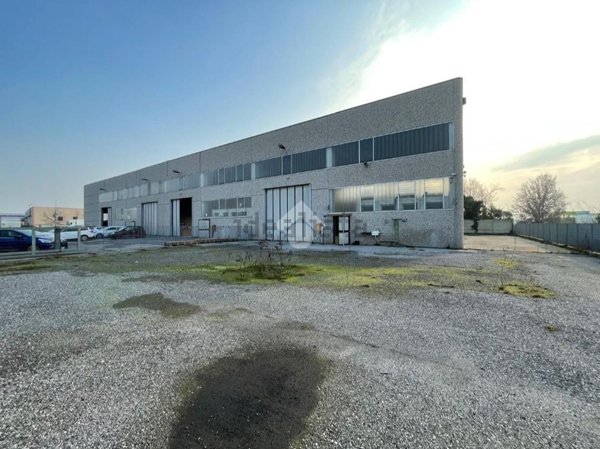 capannone in affitto a Poncarale