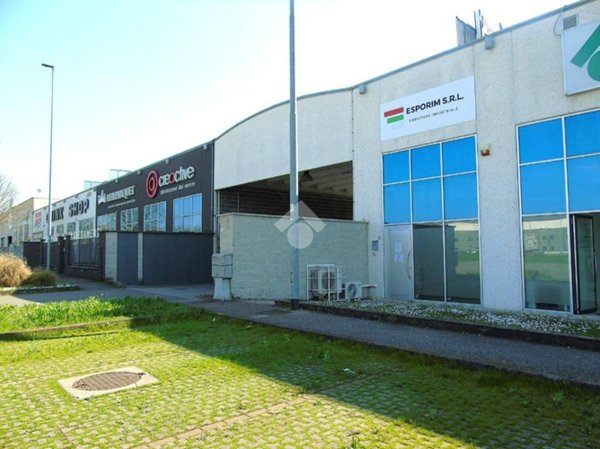 negozio in affitto a Poncarale
