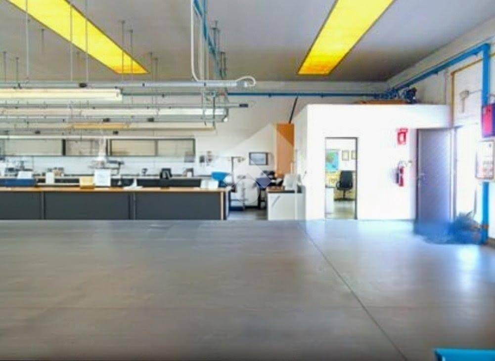 locale commerciale in affitto a Poncarale